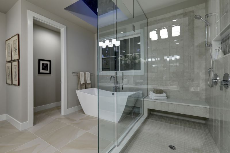Glass-Enclosed Bath